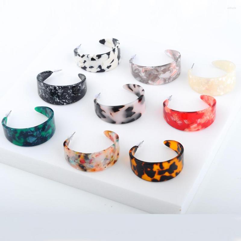 Hoop Earrings OSHUER 2023 Acrylic Exaggerate Big Smooth Circle Brincos Simple Party Round Loop For Women Jewelry
Hoop Earrings OSHUER 2023 Acrylic Exaggerate Big Smooth Circle Brincos Simple Party Round Loop For Women Jewelry