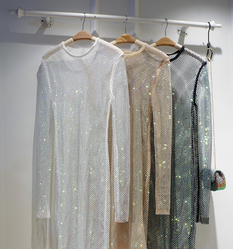Casual Dresses Sidaimi Women Crystal Diamond Sexy Bodycon Dress Hollow Out Long Sleeve Mini Dress Female See Through Party Dress 230213, Champagne
Casual Dresses Sidaimi Women Crystal Diamond Sexy Bodycon Dress Hollow Out Long Sleeve Mini Dress Female See Through Party Dress 230213, Champagne