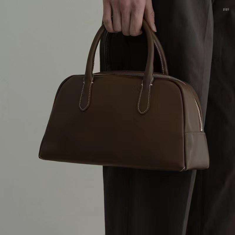 Evening Bags Genuine Leather Women Bag Lady Design Handbag High Quality Golf Bowling Tote 01-GN-gdgfst
Evening Bags Genuine Leather Women Bag Lady Design Handbag High Quality Golf Bowling Tote 01-GN-gdgfst