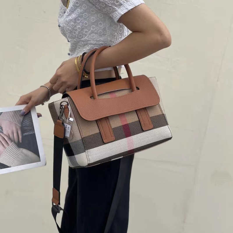 Burbrerys Shoulder crossbody bags luxury re edition canvas handbag totes purses designer woman handbags Burbrery Onthego luxurys designers bag K7Z8, Wine 
Burbrerys Shoulder crossbody bags luxury re edition canvas handbag totes purses designer woman handbags Burbrery Onthego luxurys designers bag K7Z8, Wine