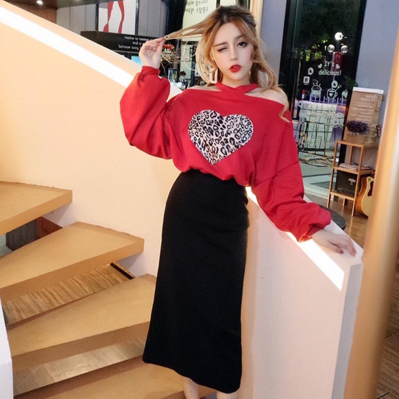 Women's Two Piece Pants 2 Outfits For Women 2023 Autumn Fashion Temperament Loose Bottoming Shirt Casual Skirt Set Top And
Women's Two Piece Pants 2 Outfits For Women 2023 Autumn Fashion Temperament Loose Bottoming Shirt Casual Skirt Set Top And