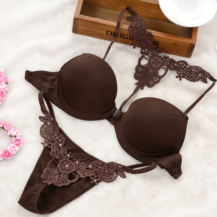 Ladies Bra Set Custom Lace Floral Y-line Straps Push Up and Panty Sexy Woman Underwear Thong, Dark blue
Ladies Bra Set Custom Lace Floral Y-line Straps Push Up and Panty Sexy Woman Underwear Thong, Dark blue