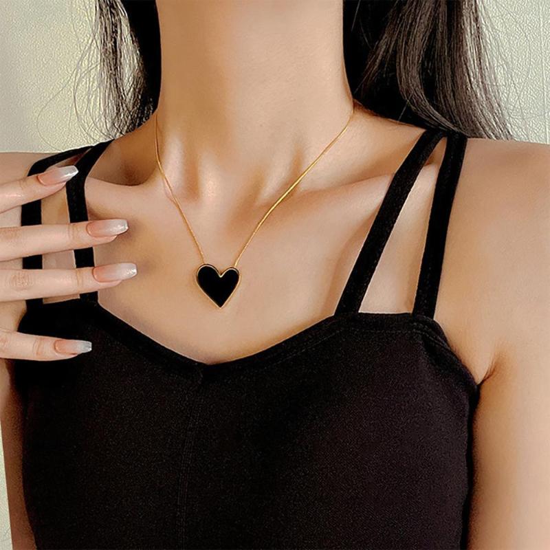 Chains ANENJERY 316L Stainless Steel Love Necklace Versatile European And American Ladies Clavicle Jewelry Gift Wholesale
Chains ANENJERY 316L Stainless Steel Love Necklace Versatile European And American Ladies Clavicle Jewelry Gift Wholesale