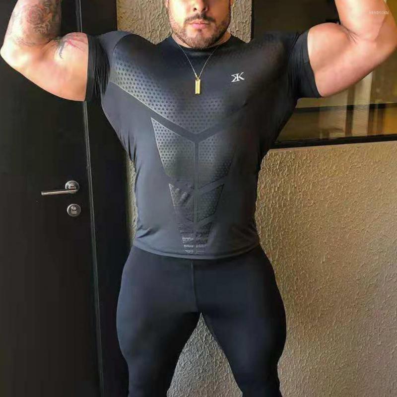 Men's T Shirts Quick-drying Clothes Sweat Absorbent Slim Fit Men High Elastic Training T-shirt Fitness
Men's T Shirts Quick-drying Clothes Sweat Absorbent Slim Fit Men High Elastic Training T-shirt Fitness