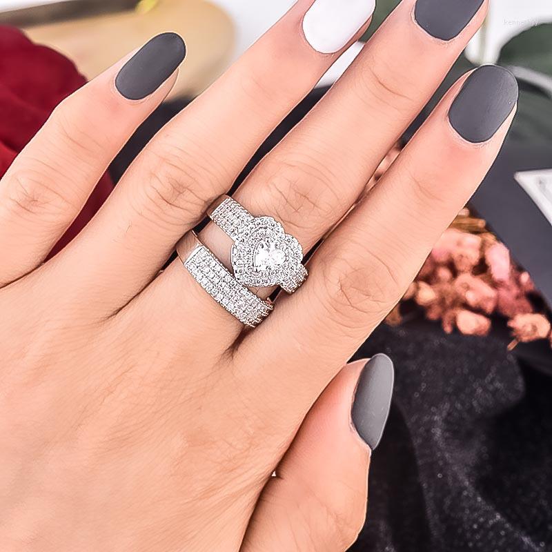 Wedding Rings Luxury Copper Cubic Zirconia 2pcs Set Heart Round Ring Jewelry For Women Party Gift
Wedding Rings Luxury Copper Cubic Zirconia 2pcs Set Heart Round Ring Jewelry For Women Party Gift