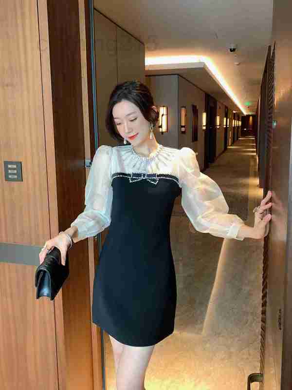 Casual Dresses Designer spring and summer organza color contrast stitching bubble sleeve rhinestone long-sleeve dress O4PR, Black and white
Casual Dresses Designer spring and summer organza color contrast stitching bubble sleeve rhinestone long-sleeve dress O4PR, Black and white