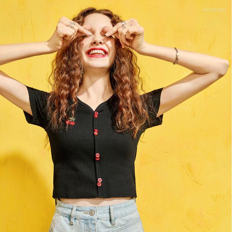 Women's T Shirts 2023 Summer Girl Temperament Cherry Embroidery Knit Sweater Ladies Sweet Style Short-Sleeved V-Neck Bottoming Shirt Slim, Black
Women's T Shirts 2023 Summer Girl Temperament Cherry Embroidery Knit Sweater Ladies Sweet Style Short-Sleeved V-Neck Bottoming Shirt Slim, Black
