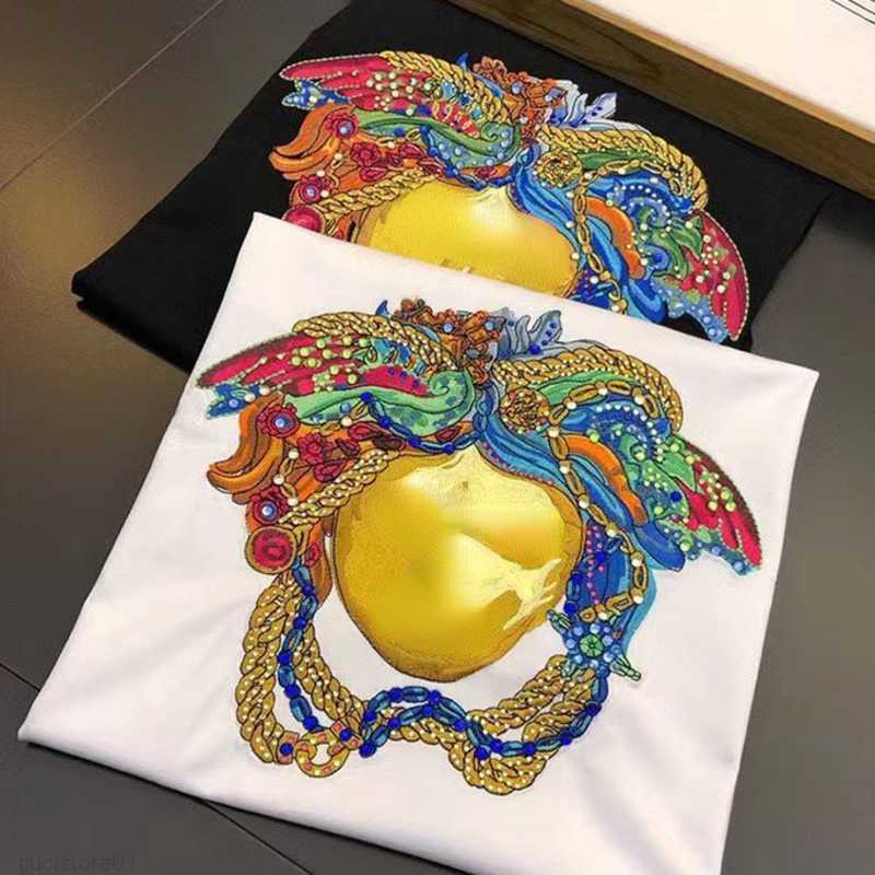 High Version Short Sleeved t Shirt Mens Sweatshirt Medusa Embroidery Pullover Tee Designer Tshirt Men Women Inlaid Diamond Round Neck Cotton5TZP, White
High Version Short Sleeved t Shirt Mens Sweatshirt Medusa Embroidery Pullover Tee Designer Tshirt Men Women Inlaid Diamond Round Neck Cotton5TZP, White