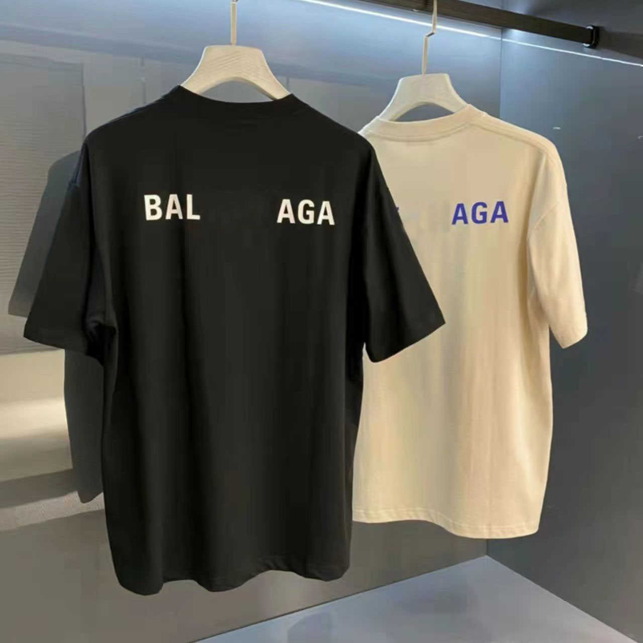 Designer T Shirt balencigas woman Pure Cotton Short Sleeve Fashion Brand Korean Loose Large Round Neck Men' And Women' Same Style Lovers' Versatile T-shirt, White
Designer T Shirt balencigas woman Pure Cotton Short Sleeve Fashion Brand Korean Loose Large Round Neck Men' And Women' Same Style Lovers' Versatile T-shirt, White