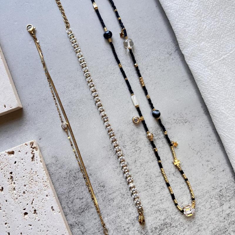 Pendant Necklaces Simple Black Seed Beads Necklace Women String Collar Charm Pearl Zircon Handmade Bohemia Collier Femme Jewelry Gift
Pendant Necklaces Simple Black Seed Beads Necklace Women String Collar Charm Pearl Zircon Handmade Bohemia Collier Femme Jewelry Gift