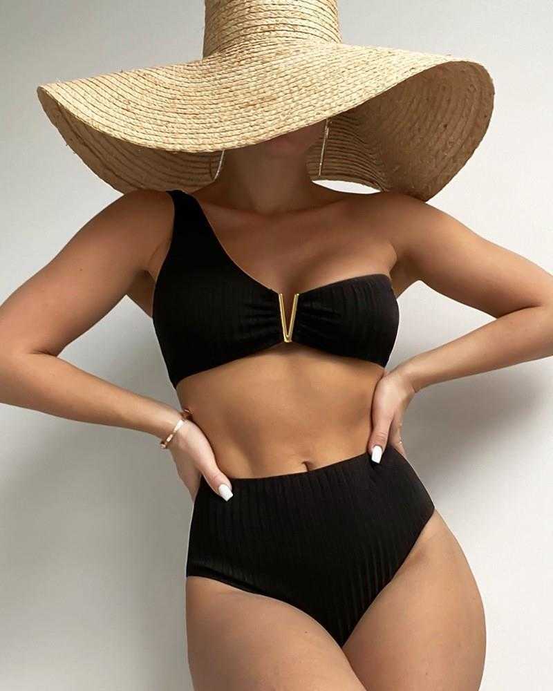Black Chest V Neck One Shoulder Bikini Sexy High Waist Triangle Split Swimsuit, Black jacket
Black Chest V Neck One Shoulder Bikini Sexy High Waist Triangle Split Swimsuit, Black jacket
