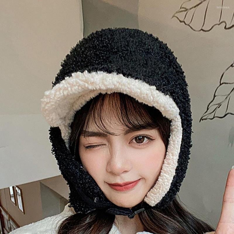 Berets Korean Style Trendy Ear Flap Artificial Lamb Wool Bicycle Cap Windproof Buckle Closure For Outdoor, Black
Berets Korean Style Trendy Ear Flap Artificial Lamb Wool Bicycle Cap Windproof Buckle Closure For Outdoor, Black