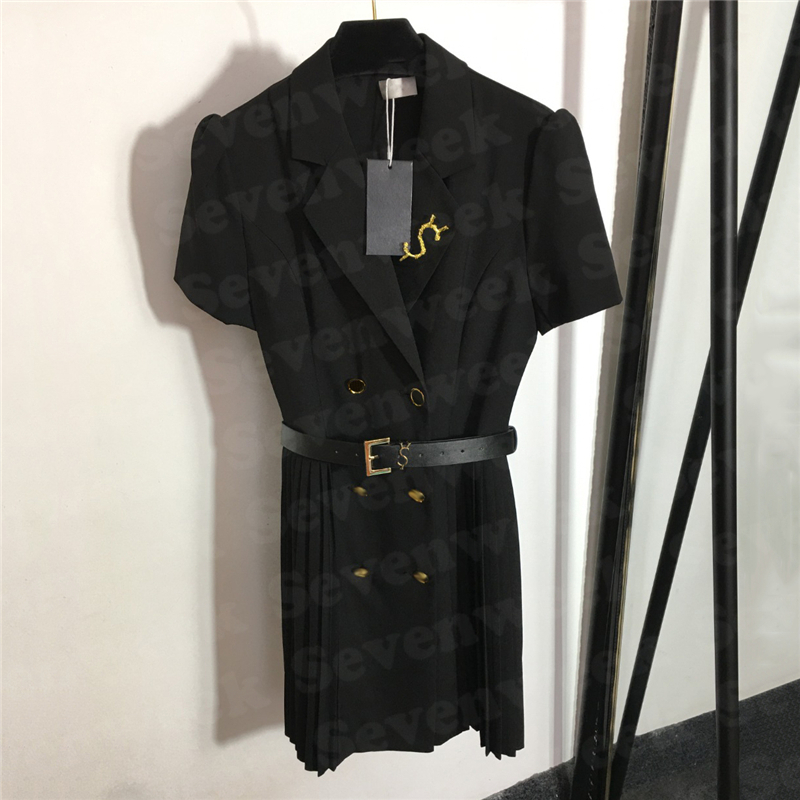 Letter Brooch Women Suit Dresses With Leather Belt Designer Short Sleeve Casual Dress Summer Luxury Lady Skirts Clothes, Black
Letter Brooch Women Suit Dresses With Leather Belt Designer Short Sleeve Casual Dress Summer Luxury Lady Skirts Clothes, Black
