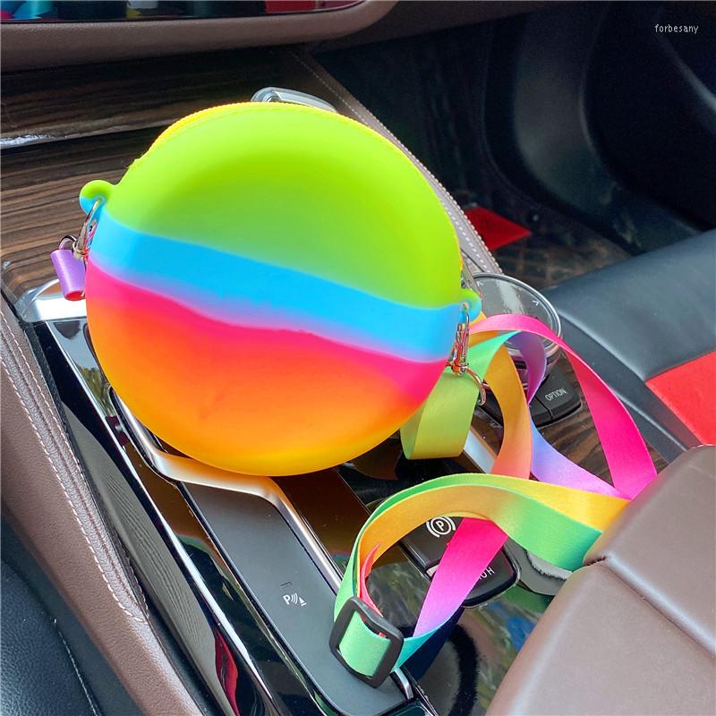 Keychains Creative Rainbow Small Backpack Children Messenger Coin Purse Earphone Lipstick Key Snack Bag Jewelry Holiday Gift Wholesale
Keychains Creative Rainbow Small Backpack Children Messenger Coin Purse Earphone Lipstick Key Snack Bag Jewelry Holiday Gift Wholesale
