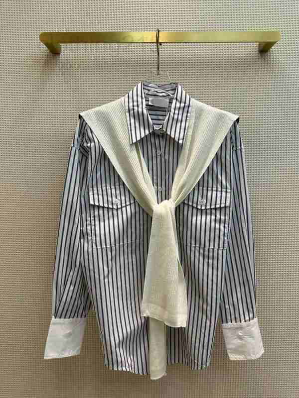 Women' Blouses & Shirts Designer Small shawl striped shirt gentle silhouette loose cut with BF style handsome feeling hide meat show thin Z08C, Black
Women' Blouses & Shirts Designer Small shawl striped shirt gentle silhouette loose cut with BF style handsome feeling hide meat show thin Z08C, Black