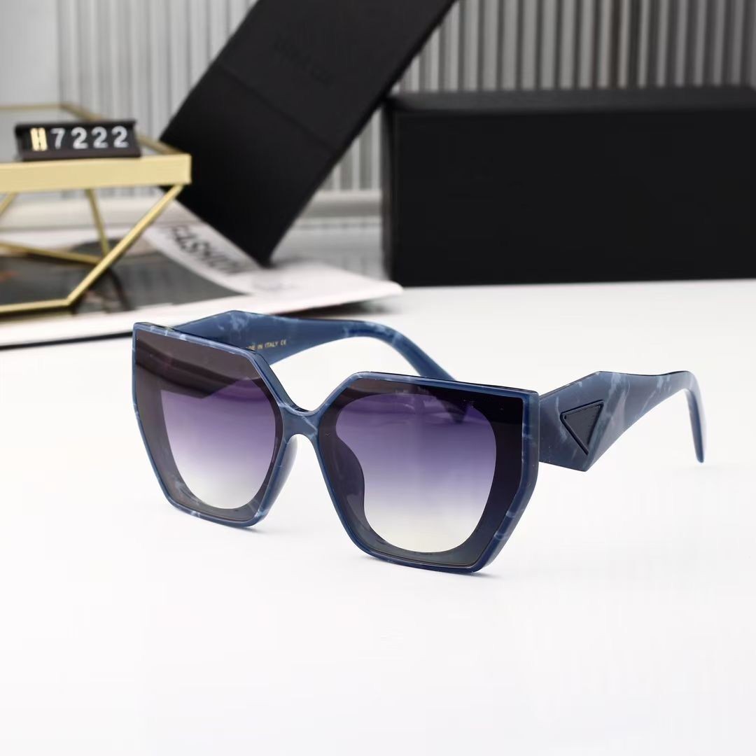 2023 New sunglasses Classic Advanced Sensory sun glasses Sunglasses goggles Outdoor beach sunglasses men and women 6-color optional triangle signature
2023 New sunglasses Classic Advanced Sensory sun glasses Sunglasses goggles Outdoor beach sunglasses men and women 6-color optional triangle signature
