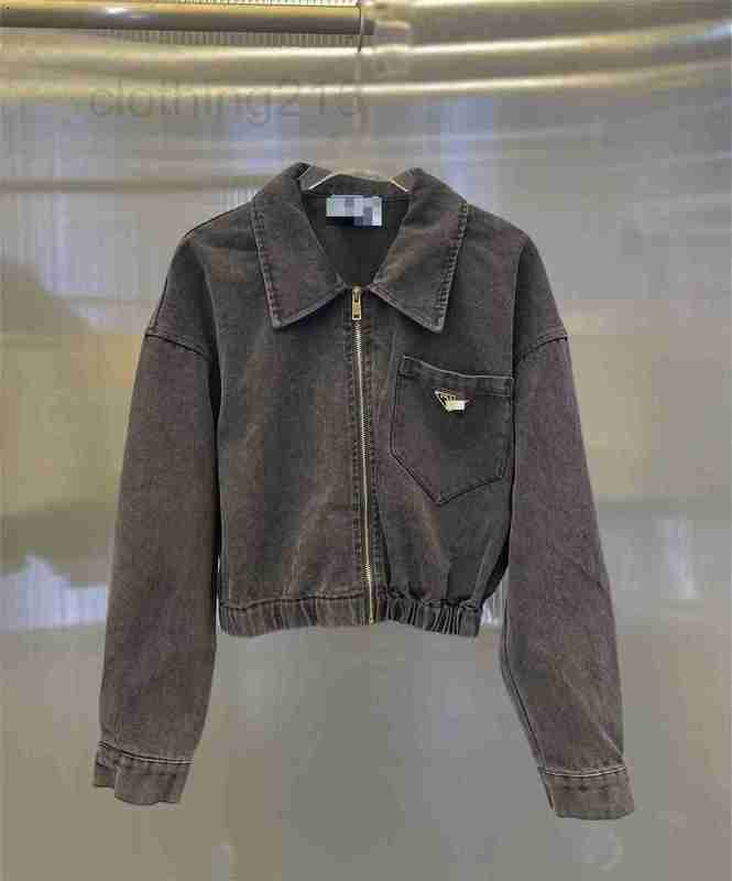 Women's Jackets Designer 22 early autumn P family new zipper denim coat small lapel shoulder drop short LB3U, Gray4
Women's Jackets Designer 22 early autumn P family new zipper denim coat small lapel shoulder drop short LB3U, Gray4