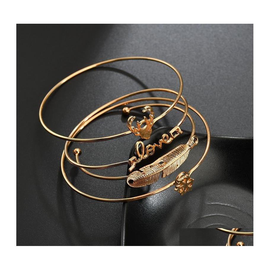 Bangle Crossborder European Bracelets Fashion Simple Leaves Deer Head Love Snowflake Bracelet 4 Sets Of Foreign Trade Jewelry Drop De Dhrue
Bangle Crossborder European Bracelets Fashion Simple Leaves Deer Head Love Snowflake Bracelet 4 Sets Of Foreign Trade Jewelry Drop De Dhrue