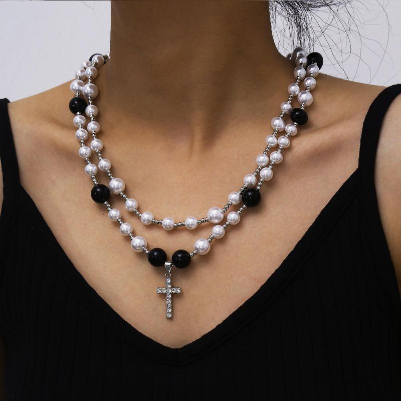 Pendant Necklaces Classic Cross Imitation Pearl Hit Color Multilayer Chain Accessories Necklace Lady Fashion Jewelry
Pendant Necklaces Classic Cross Imitation Pearl Hit Color Multilayer Chain Accessories Necklace Lady Fashion Jewelry