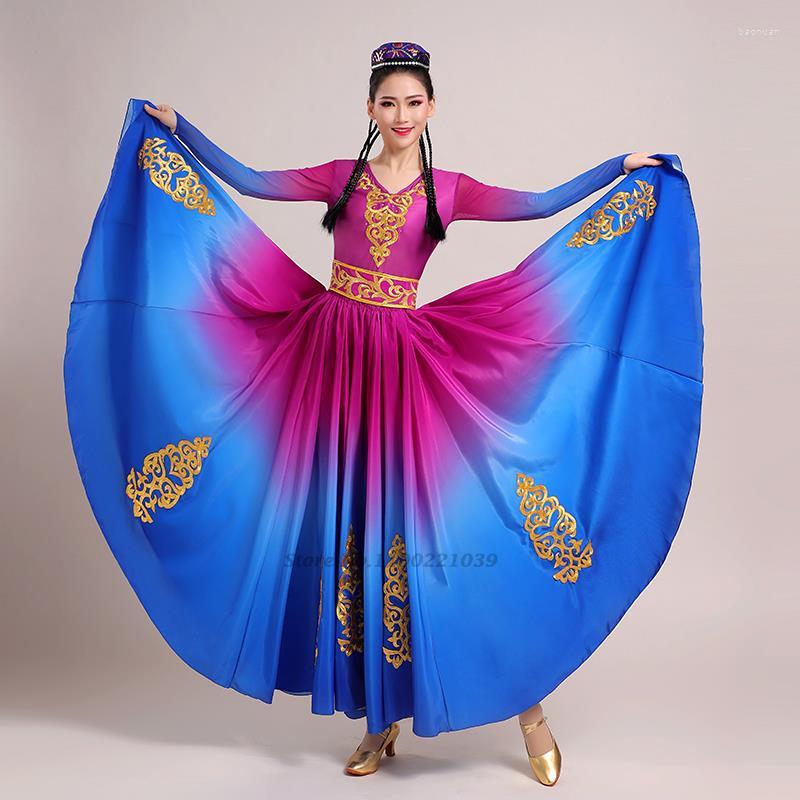 Stage Wear 2023 Women Chinese Traditional Folk Dance Costume National Female Flower Sequin Xinjiang Dress Vintage Festival, Color1 360
Stage Wear 2023 Women Chinese Traditional Folk Dance Costume National Female Flower Sequin Xinjiang Dress Vintage Festival, Color1 360
