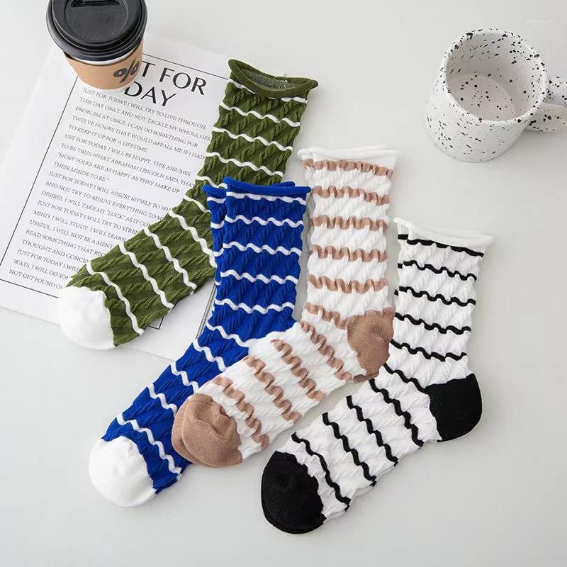 

Women Socks 2023 Stripe Fried Dough Twist Versatile Medium Ins School Students Pile Cotton Casual Fashion, Black