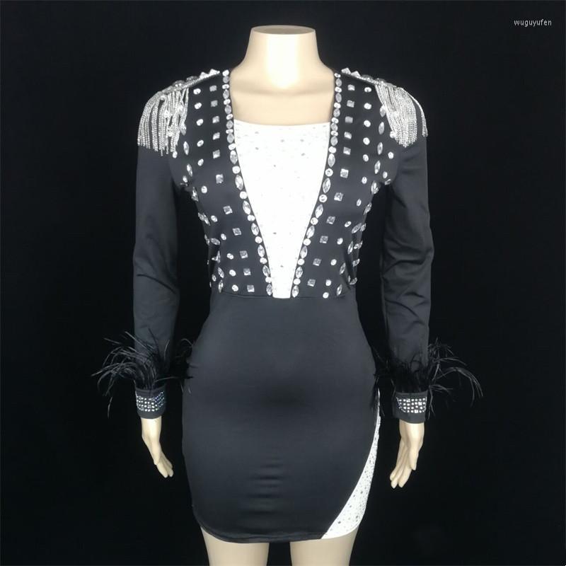 Stage Wear Black Feather Sleeve Rhinestones Wrap Hip Short Dress Women Birthday Prom Evening Celebration Costume Singer Concert, Picture shown
Stage Wear Black Feather Sleeve Rhinestones Wrap Hip Short Dress Women Birthday Prom Evening Celebration Costume Singer Concert, Picture shown