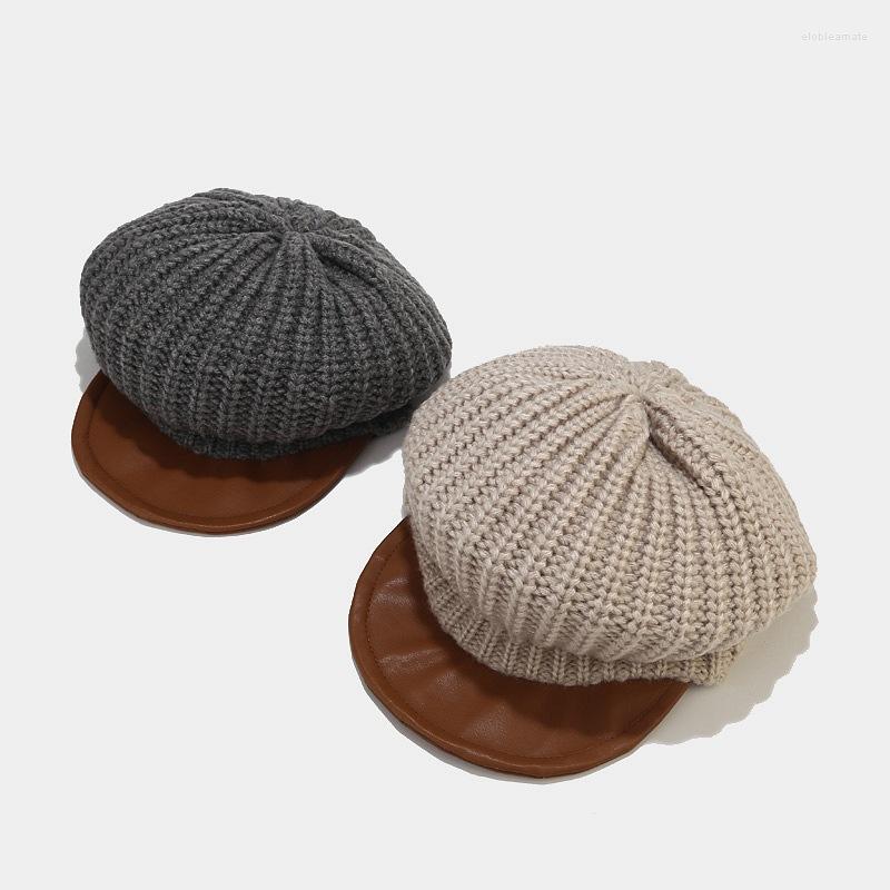 Berets Fashion Stitching Design Leather Knit Art Artist Cap Trend Beret Man Hats Men's Caps Male Sboy Flat Female Apparel
Berets Fashion Stitching Design Leather Knit Art Artist Cap Trend Beret Man Hats Men's Caps Male Sboy Flat Female Apparel