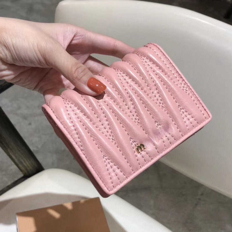 Fashion Portable Short Wallet Women Pink Cute Purse Designer clutch Bag Luxury Card Bags coin purses Fashion Wallets Mini, Pink 11x10x3cm
Fashion Portable Short Wallet Women Pink Cute Purse Designer clutch Bag Luxury Card Bags coin purses Fashion Wallets Mini, Pink 11x10x3cm