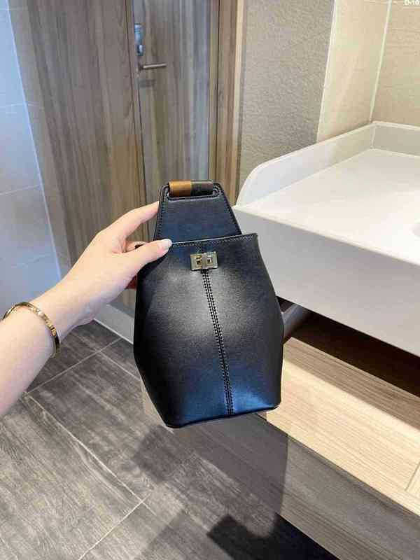 Fbag Evening bag Shoulder Bags Fashion All-women Winter New High Quality Clutch Pure Color Cups Brand Design Crossbody Wallet 1127
Fbag Evening bag Shoulder Bags Fashion All-women Winter New High Quality Clutch Pure Color Cups Brand Design Crossbody Wallet 1127