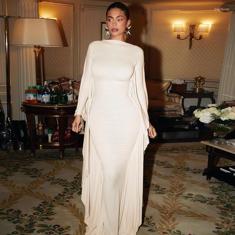 Casual Dresses Solid Stitching Maxi Party Dress Women Elegant O-neck Long Sleeve Unique Design Bodycon Indie Folk Robe Evening Gown, Apricot
Casual Dresses Solid Stitching Maxi Party Dress Women Elegant O-neck Long Sleeve Unique Design Bodycon Indie Folk Robe Evening Gown, Apricot