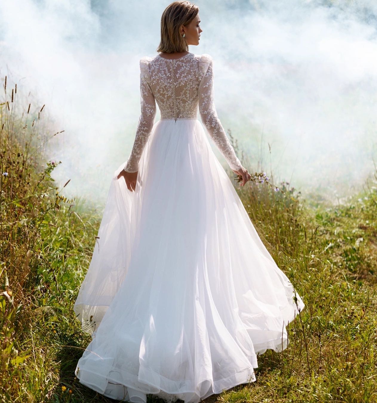 Charming Wedding Dresses A Line Lace Bridal Gowns With Long Sleeves Beaded Jewel Neckline A Line Floor Length Tulle Vestido De Novia