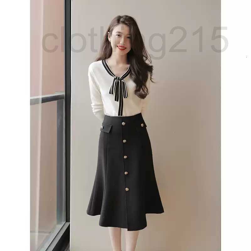 Two Piece Dress Designer 2022 Autumn and Winter New Women' French Style Sweater Set Light Mature SW0I, Top + skirt
Two Piece Dress Designer 2022 Autumn and Winter New Women' French Style Sweater Set Light Mature SW0I, Top + skirt