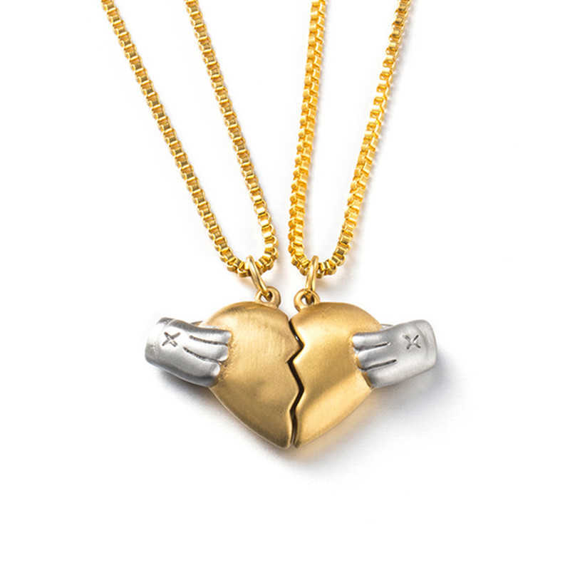 Valentine's Day Gift 2 Half Heart Two Halve Pendant Stainless Steel 18k Gold Plated Magnetic Heart Couple Necklace for Men Woman
Valentine's Day Gift 2 Half Heart Two Halve Pendant Stainless Steel 18k Gold Plated Magnetic Heart Couple Necklace for Men Woman
