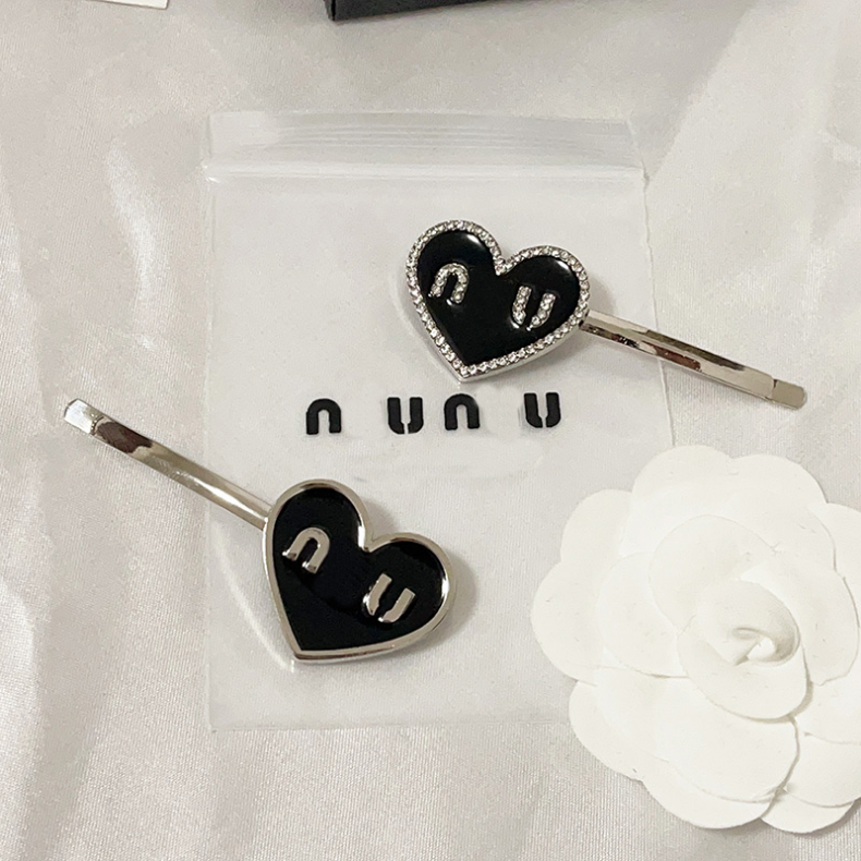 Luxury Hairpin Hairpins Designer Hair Accessories Stamp Black White Headwear Women Brand Simple Design Headband Leisure Hairclips Fashion Hair Clips Elegant, N0307
Luxury Hairpin Hairpins Designer Hair Accessories Stamp Black White Headwear Women Brand Simple Design Headband Leisure Hairclips Fashion Hair Clips Elegant, N0307