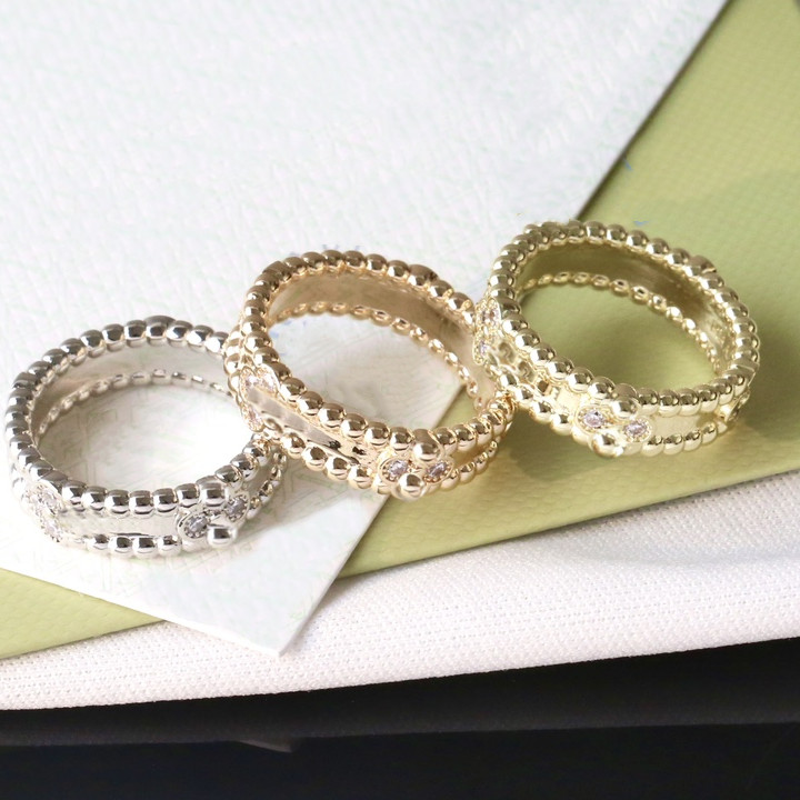 18k gold diamond With Side Stones ring for women ring clover gold silver band rings jewelry
18k gold diamond With Side Stones ring for women ring clover gold silver band rings jewelry