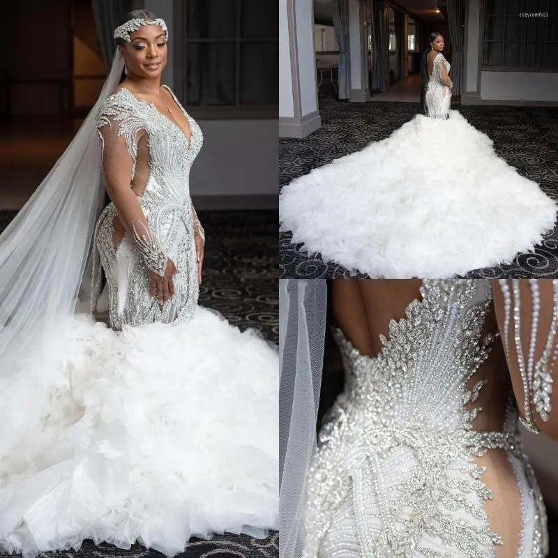 2023 Luxury Mermaid Wedding Dresses Bridal Gown Beaded Crystals Long Sleeves Ruffles Deep V Neck Chapel Train Custom Made Vestidos de novia Plus Size, Burgundy
2023 Luxury Mermaid Wedding Dresses Bridal Gown Beaded Crystals Long Sleeves Ruffles Deep V Neck Chapel Train Custom Made Vestidos de novia Plus Size, Burgundy