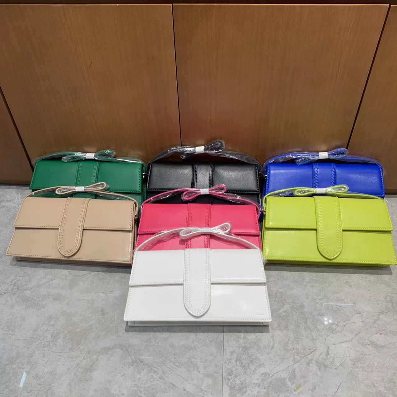 2023 Jacquemu Designer Bag Jacquemu Bag The Tote Jac Bags Jaquemu Luxury Wallet Shoulder Purse Crossbody Le Bambino Bags, Cream
2023 Jacquemu Designer Bag Jacquemu Bag The Tote Jac Bags Jaquemu Luxury Wallet Shoulder Purse Crossbody Le Bambino Bags, Cream
