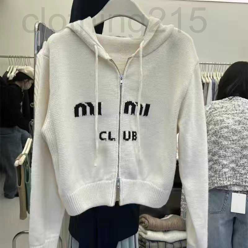 Women' Knits & Tees Designer Winter wool sweater women zipper jacket designer hoodie womens hooded sweaters letter embroidery cardigan cashmere coat 6EUZ, Creamy-white
Women' Knits & Tees Designer Winter wool sweater women zipper jacket designer hoodie womens hooded sweaters letter embroidery cardigan cashmere coat 6EUZ, Creamy-white
