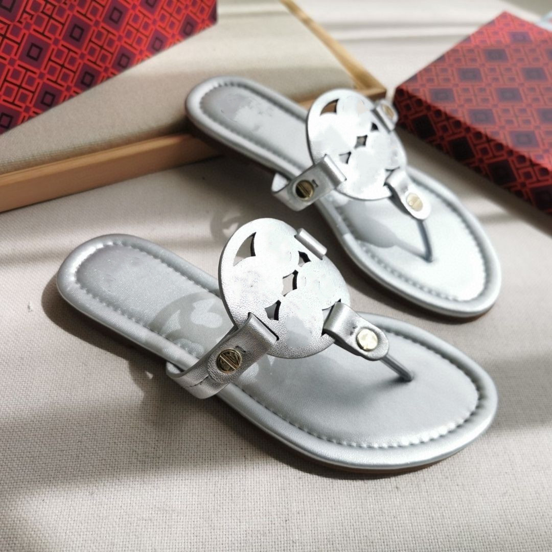 Classics Brand Slippers Luxurys Women Flip-flops Beach Shoes 2023 Fashion Summer Sandals Genuine Leather Nude Black Brown Gold Silver Big Size 35-43, #3
Classics Brand Slippers Luxurys Women Flip-flops Beach Shoes 2023 Fashion Summer Sandals Genuine Leather Nude Black Brown Gold Silver Big Size 35-43, #3
