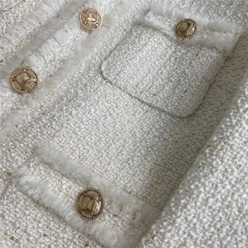 Womens Jackets White Tweed Short Jacket Women Fashion Elegant ONeck Single Breasted HighEnd Coat Fall Winter Warm Office Lady Casual Outwear 230215