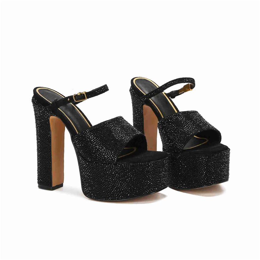 2023 Fashion Sandals Valentinoity The Latest Style Comfortable Soft Men and Women Flat Bottom Letter Summer Casual Slippers 05-07
2023 Fashion Sandals Valentinoity The Latest Style Comfortable Soft Men and Women Flat Bottom Letter Summer Casual Slippers 05-07