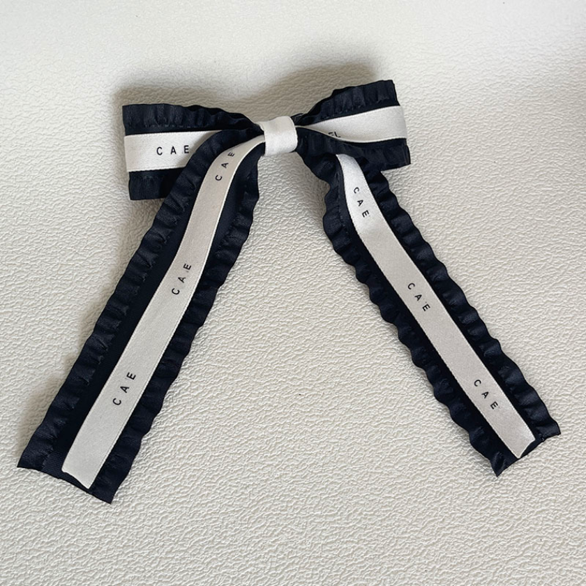 Luxury Designer Headbands Women Black White Brand Sweet Cool Girl Simple French Velvet Retro Bowknot Hairband Womens Wide Edge Headrope For Hair Accessories Gift
Luxury Designer Headbands Women Black White Brand Sweet Cool Girl Simple French Velvet Retro Bowknot Hairband Womens Wide Edge Headrope For Hair Accessories Gift
