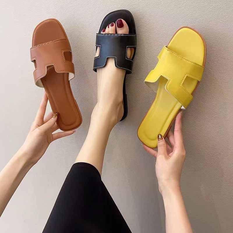 Sandals Slippers female summer outside wear 2023 new fashion flat travel seaside sand beach one word leather super fire cool slippers, #19
Sandals Slippers female summer outside wear 2023 new fashion flat travel seaside sand beach one word leather super fire cool slippers, #19