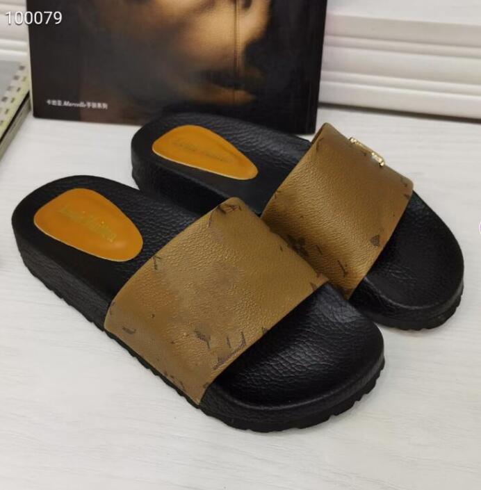 brand Designer beach Scuffs Classic Flat woman men slipper Summer lady Cartoon Big Head Slippers Hotel Bath fashion women shoes 6251
brand Designer beach Scuffs Classic Flat woman men slipper Summer lady Cartoon Big Head Slippers Hotel Bath fashion women shoes 6251