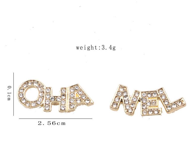 20color 925 Silver Luxury Brand Designers C Letters Stud Geometric Famous Women Round Crystal Rhinestone Pearl Earring Wedding Party Jewerlry 20style
20color 925 Silver Luxury Brand Designers C Letters Stud Geometric Famous Women Round Crystal Rhinestone Pearl Earring Wedding Party Jewerlry 20style
