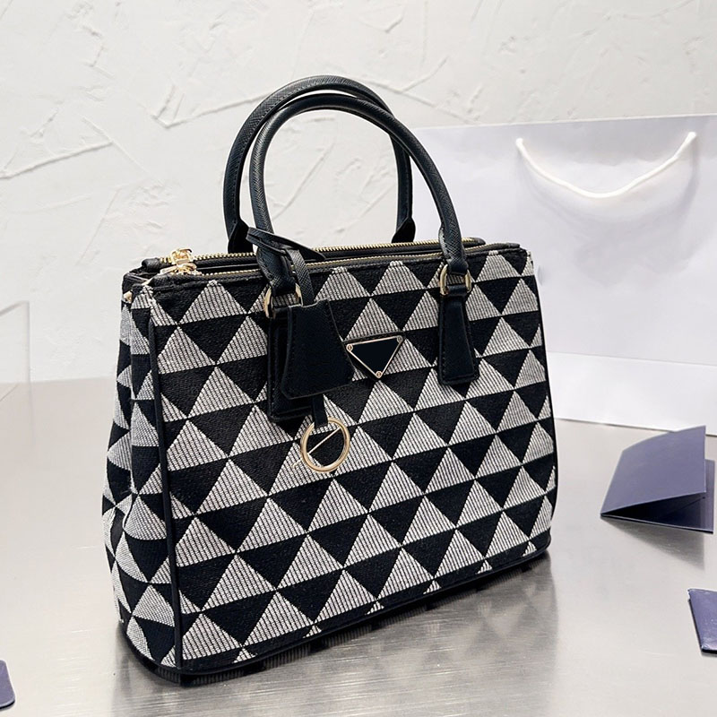 bags totes handbag designer bag women classic imitation brand patchwork canvas triangle pattern shoulder bag versatile commuter party dinner wallet, Color1
bags totes handbag designer bag women classic imitation brand patchwork canvas triangle pattern shoulder bag versatile commuter party dinner wallet, Color1