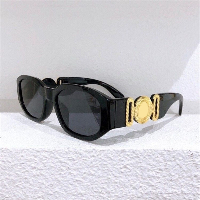 Mens glasses portable designer shades polarized sunglasses unisex beautiful luxurious unique easy to clean combination of acetate womens designer Glasses
Mens glasses portable designer shades polarized sunglasses unisex beautiful luxurious unique easy to clean combination of acetate womens designer Glasses