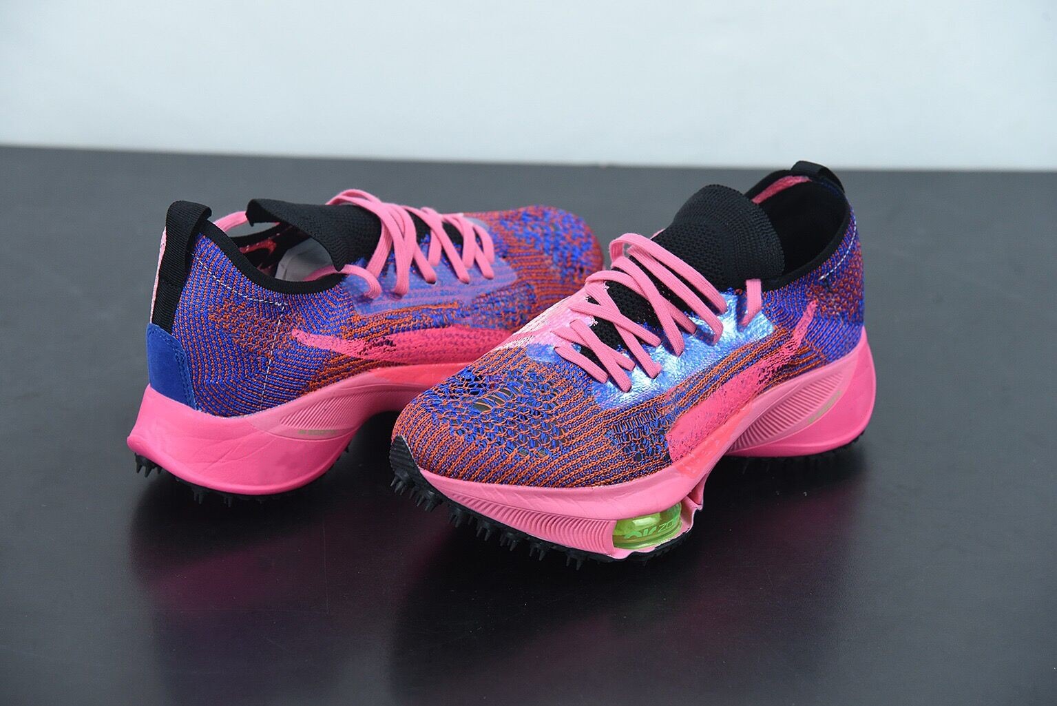 Original Quality Outdoor Running Shoes OW Zoom Tempo Next% Racer Blue Pink Glow Men Women Casusal Shoes Outfit Designer Original Boxes
Original Quality Outdoor Running Shoes OW Zoom Tempo Next% Racer Blue Pink Glow Men Women Casusal Shoes Outfit Designer Original Boxes