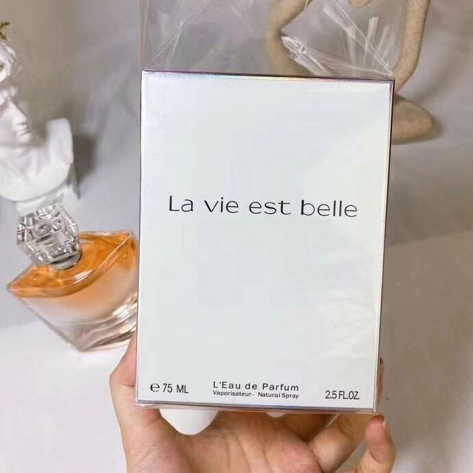 Designer Perfume LA VIE EST BELLE Women's Fragrance Cologne Body Mist Spray 75ML EDP Lady Fragrance Long Lasting Pleasant
Designer Perfume LA VIE EST BELLE Women's Fragrance Cologne Body Mist Spray 75ML EDP Lady Fragrance Long Lasting Pleasant