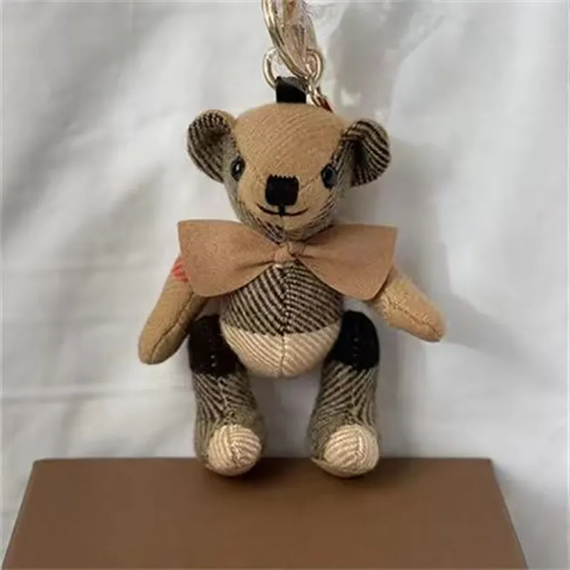 Designer Luxury Brands Kawaii Bear Keychain Cartoon Charm Vintage Toy Doll Car Keyring for Women Bag Ornaments Jewellery gift
Designer Luxury Brands Kawaii Bear Keychain Cartoon Charm Vintage Toy Doll Car Keyring for Women Bag Ornaments Jewellery gift